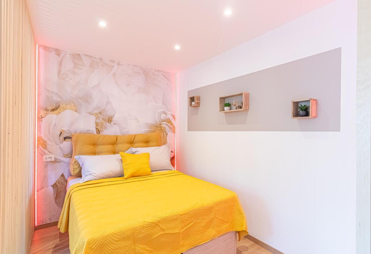 Le 182 Promenade Du Soleil Apartment Menton Bagian luar foto
